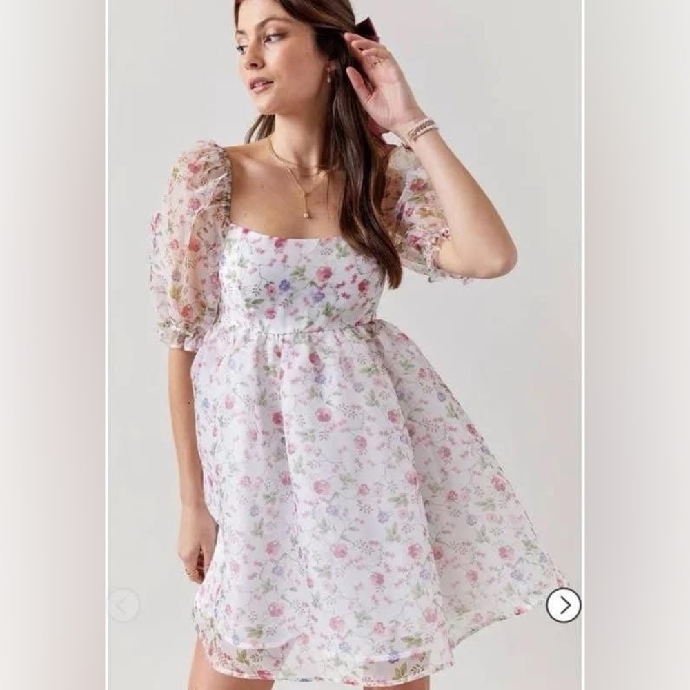 Francesca's Collections Floral Mini Babydoll Puff Sleeve Dress